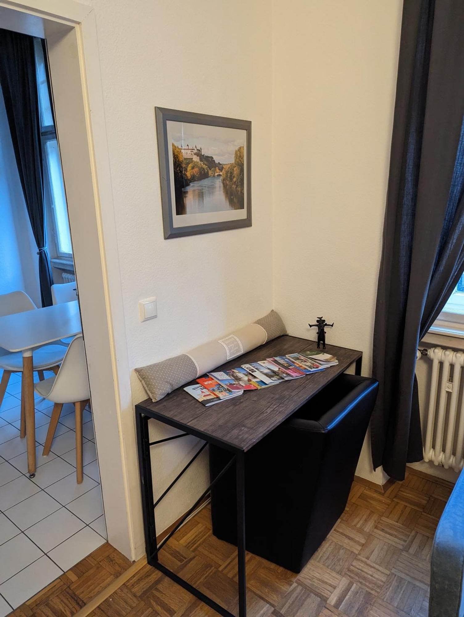 Apartment Wohnen Am Main - Gemütlicher Altbau, Zentral *